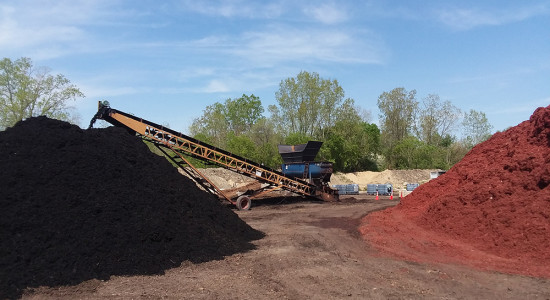 Mulch Production at Country Oaks Landscape Supply